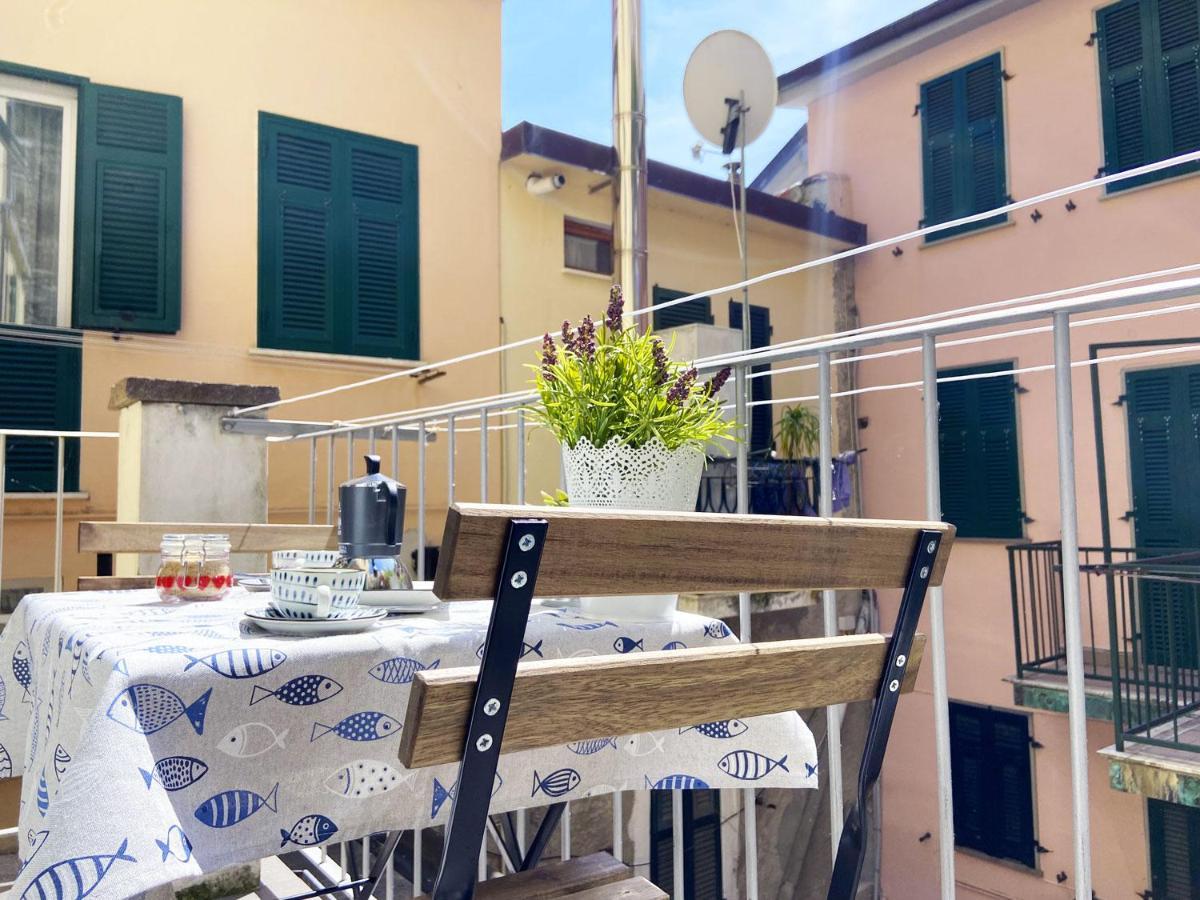 La Casa Di Lenu Apartment ริโอมัจโจเร ภายนอก รูปภาพ